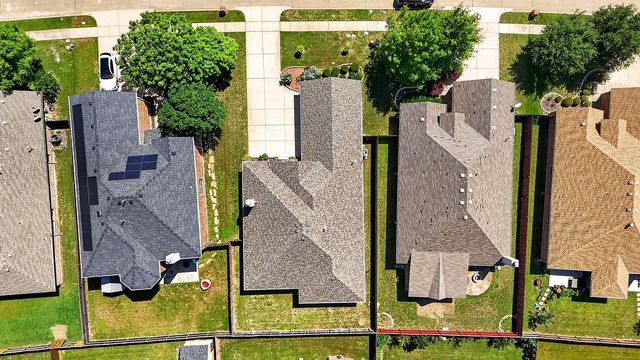 2360 Collin Drive, Grand Prairie, TX 75052