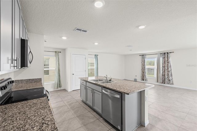 2804 ROCK SOUND STREET, Bradenton, FL 34208