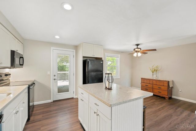 5158 Dundas Drive, Delhi Twp, OH 45238