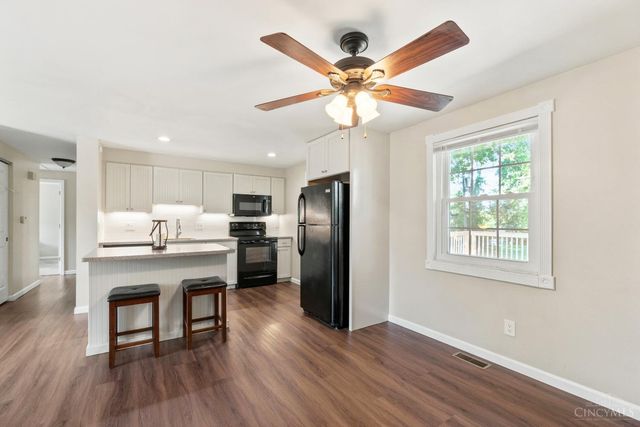 5158 Dundas Drive, Delhi Twp, OH 45238