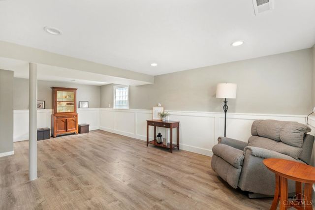 5158 Dundas Drive, Delhi Twp, OH 45238