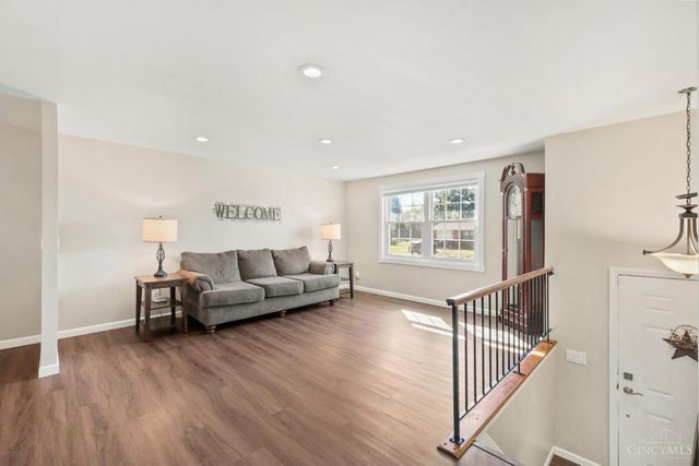 5158 Dundas Drive, Delhi Twp, OH 45238
