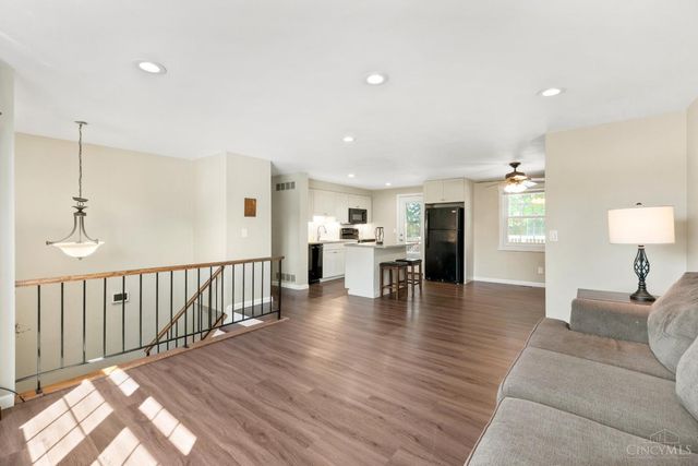5158 Dundas Drive, Delhi Twp, OH 45238