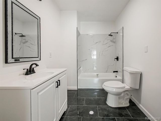 3811 Manistique Street, Detroit, MI 48215