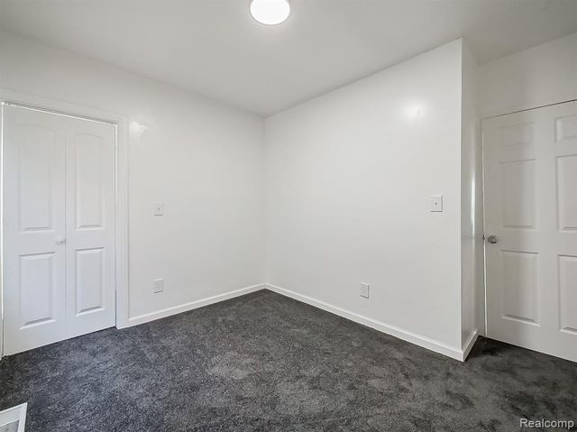 3811 Manistique Street, Detroit, MI 48215