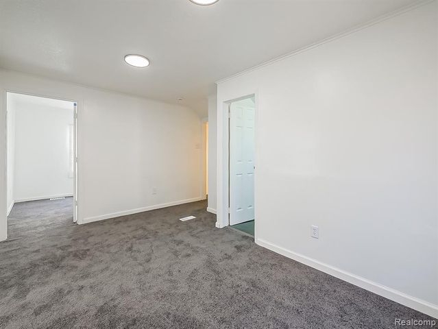 3811 Manistique Street, Detroit, MI 48215