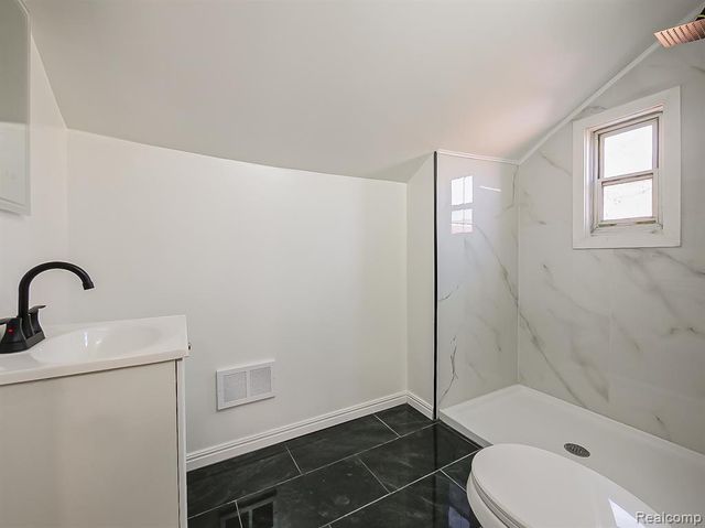 3811 Manistique Street, Detroit, MI 48215