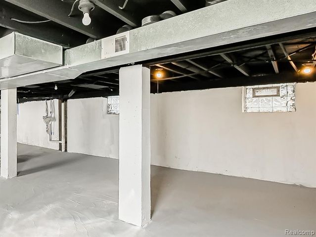 3811 Manistique Street, Detroit, MI 48215