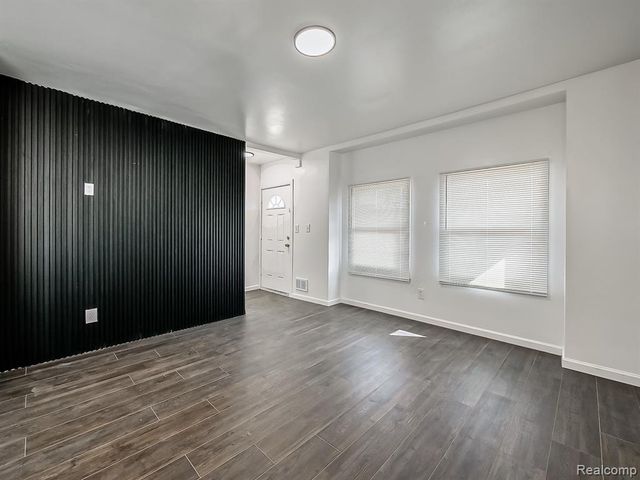 3811 Manistique Street, Detroit, MI 48215