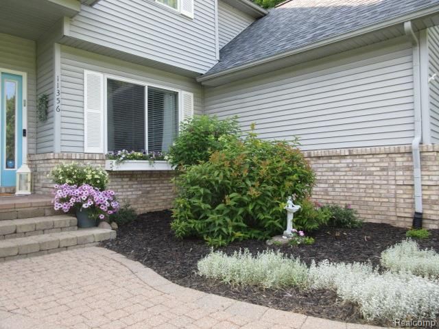 11356 Tall Shadows Court, Pinckney, MI 48169