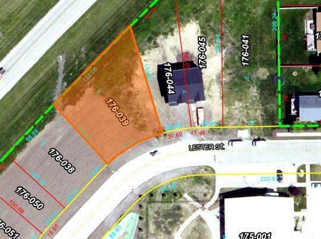 223 W Lester Street, Williamsville, IL 62693