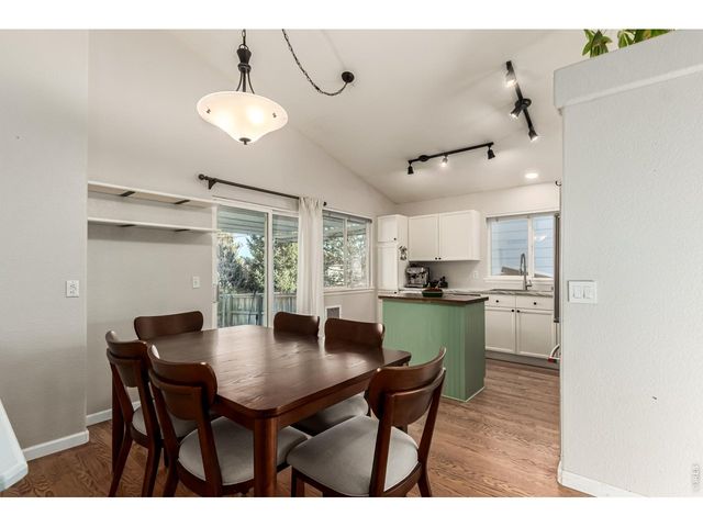 9712 Queenscliffe Dr, Highlands Ranch, CO 80130