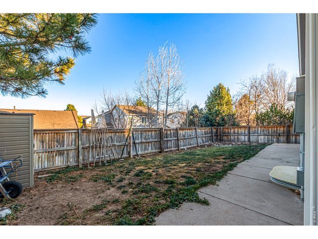 9712 Queenscliffe Dr, Highlands Ranch, CO 80130