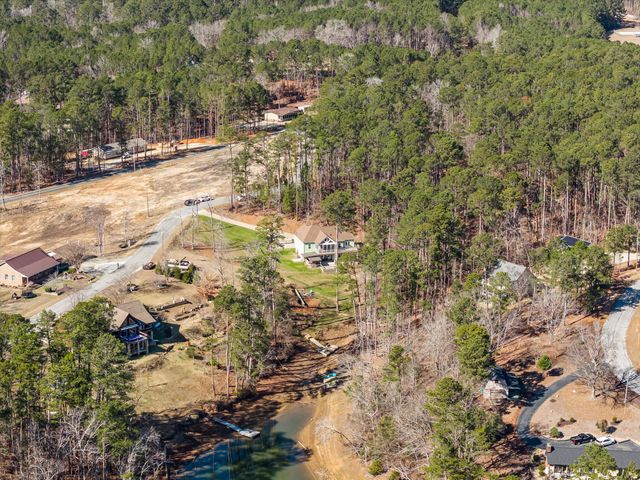 137 Memorial Drive, Mccormick, SC 29835