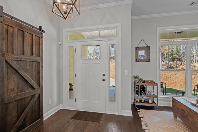 137 Memorial Drive, Mccormick, SC 29835