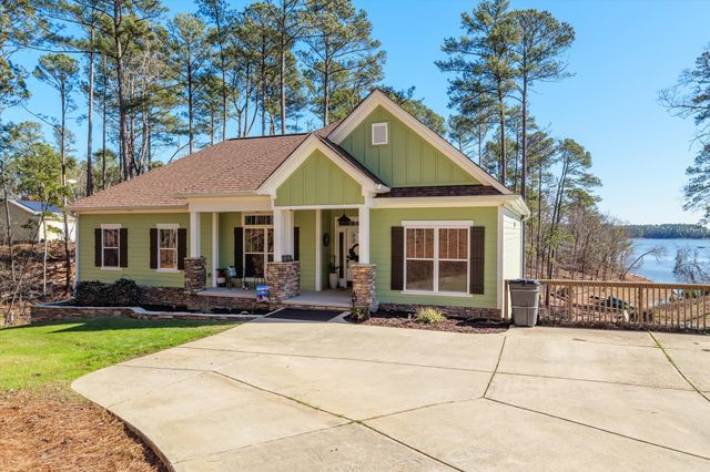 137 Memorial Drive, Mccormick, SC 29835