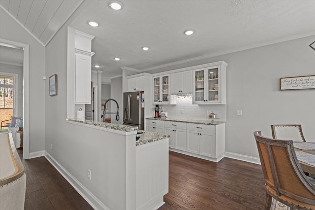 137 Memorial Drive, Mccormick, SC 29835