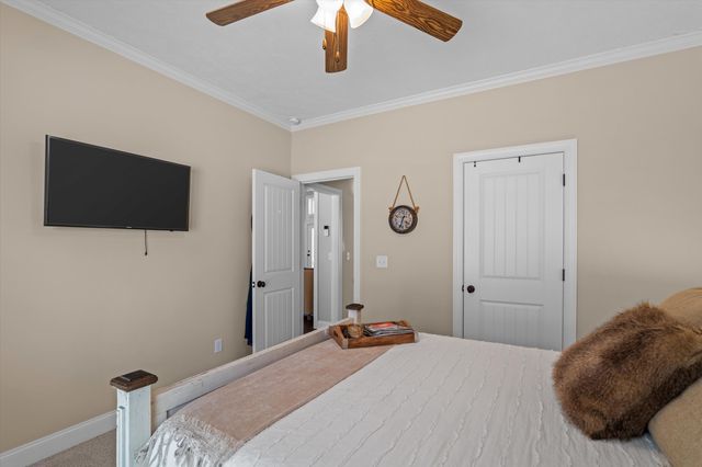 137 Memorial Drive, Mccormick, SC 29835