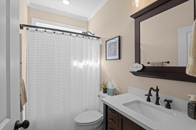 137 Memorial Drive, Mccormick, SC 29835