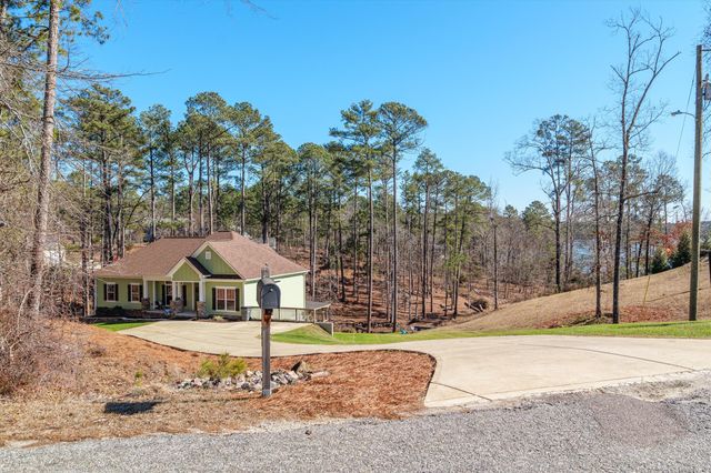 137 Memorial Drive, Mccormick, SC 29835