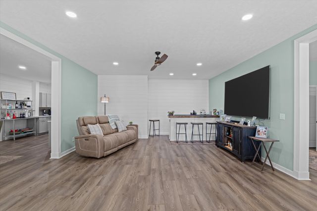 137 Memorial Drive, Mccormick, SC 29835