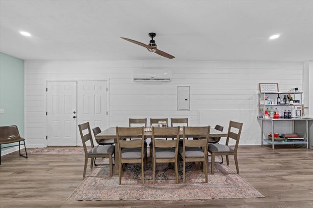 137 Memorial Drive, Mccormick, SC 29835