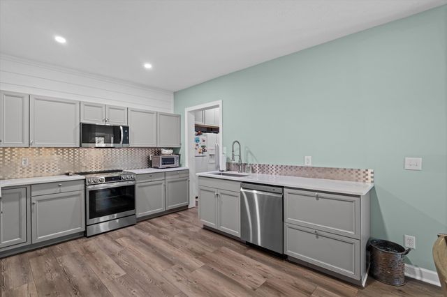 137 Memorial Drive, Mccormick, SC 29835