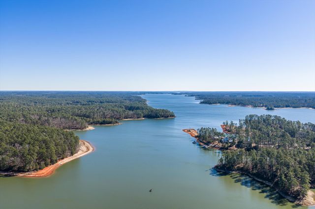 137 Memorial Drive, Mccormick, SC 29835