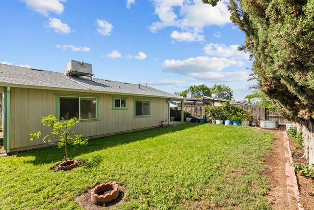 4954 Curve Wood Way, Sacramento, CA 95841