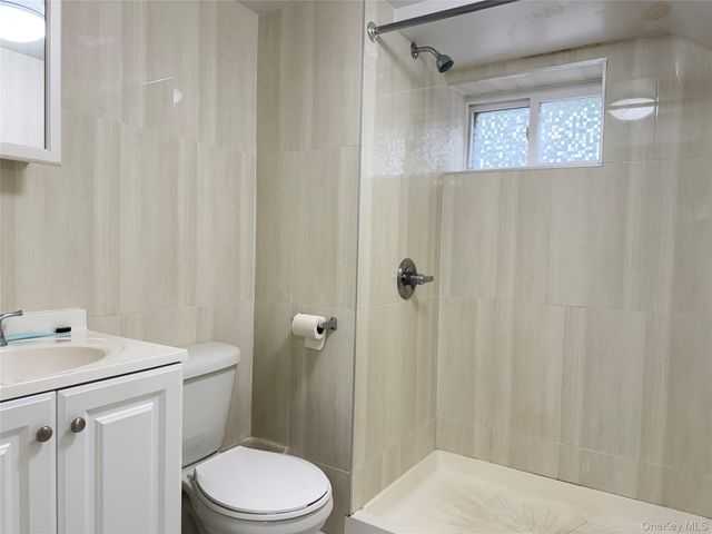 27-30 165th Street, Flushing, NY 11358