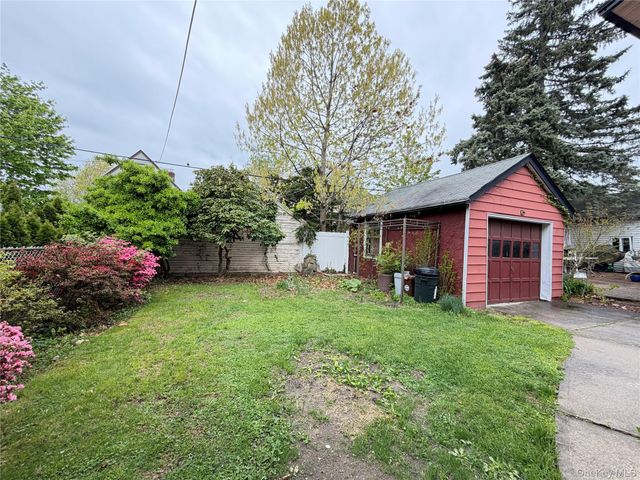 27-30 165th Street, Flushing, NY 11358