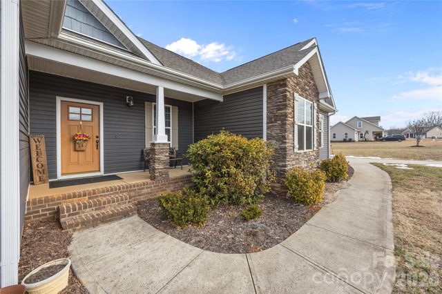 1589 Paddock Circle, Rockwell, NC 28138