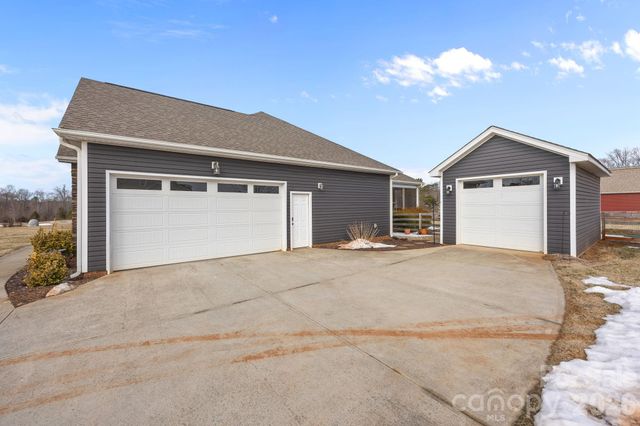 1589 Paddock Circle, Rockwell, NC 28138