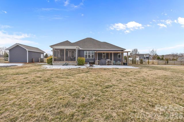 1589 Paddock Circle, Rockwell, NC 28138