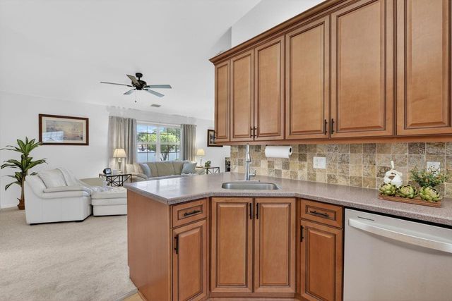 548 ROSE APPLE CIRCLE, Port Charlotte, FL 33954