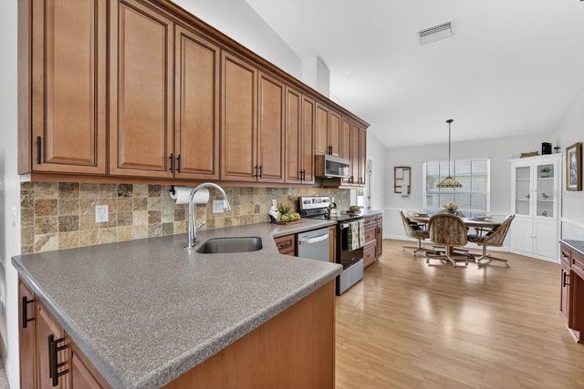 548 ROSE APPLE CIRCLE, Port Charlotte, FL 33954