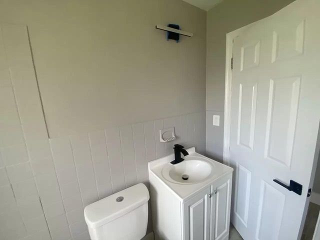 101 E 28th Street, Riviera Beach, FL 33404