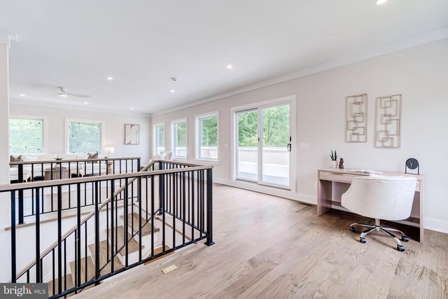 506 KINGSLEY RD SW, Vienna, VA 22180