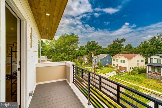 506 KINGSLEY RD SW, Vienna, VA 22180