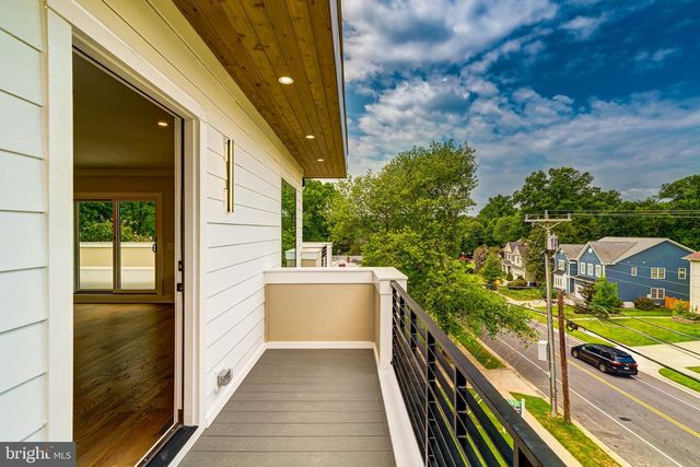 506 KINGSLEY RD SW, Vienna, VA 22180