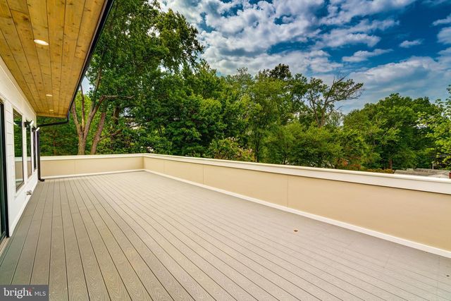 506 KINGSLEY RD SW, Vienna, VA 22180