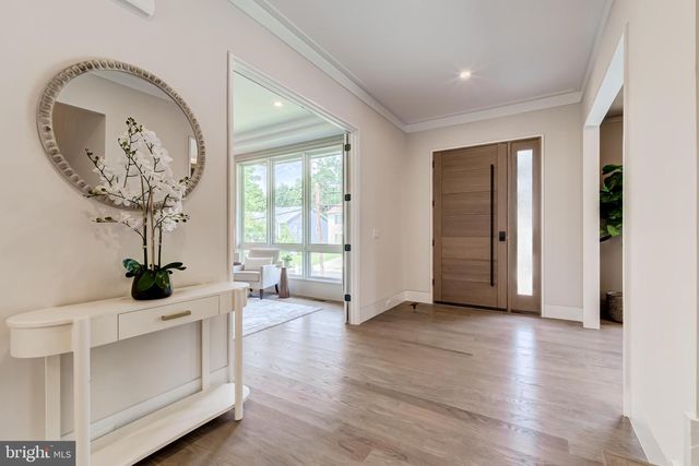 506 KINGSLEY RD SW, Vienna, VA 22180