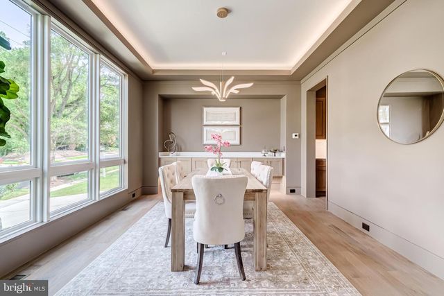 506 KINGSLEY RD SW, Vienna, VA 22180