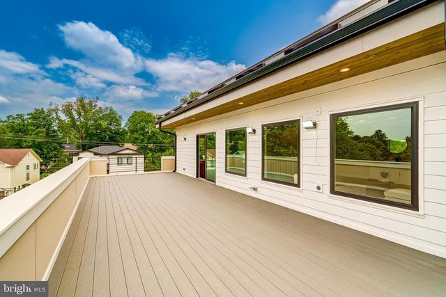 506 KINGSLEY RD SW, Vienna, VA 22180