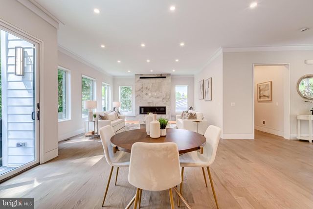 506 KINGSLEY RD SW, Vienna, VA 22180