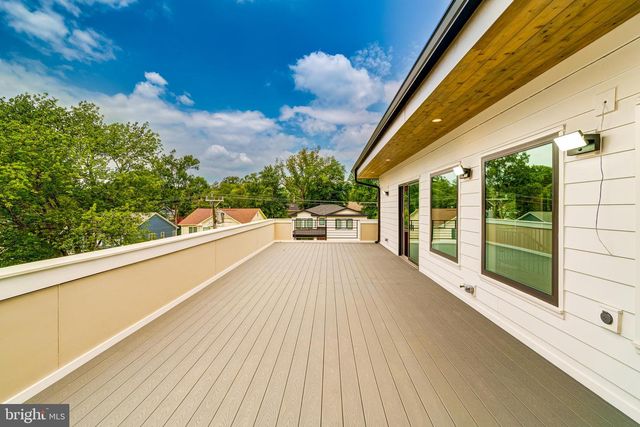 506 KINGSLEY RD SW, Vienna, VA 22180