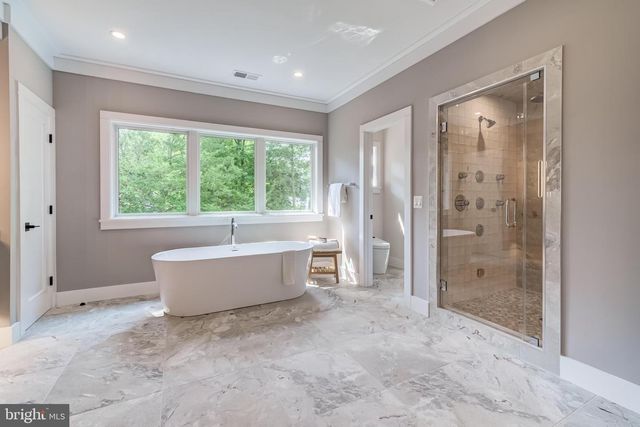 506 KINGSLEY RD SW, Vienna, VA 22180