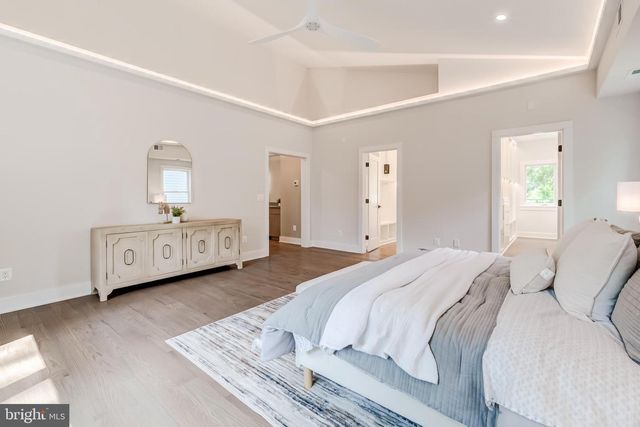 506 KINGSLEY RD SW, Vienna, VA 22180