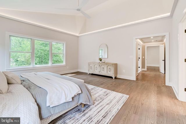 506 KINGSLEY RD SW, Vienna, VA 22180