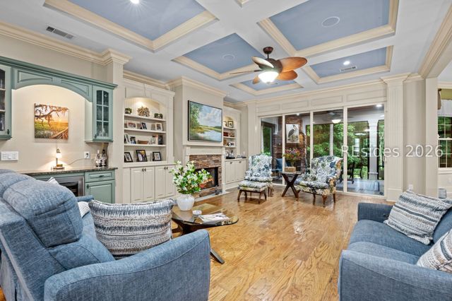 20 Driftwood Ct W, Bluffton, SC 29910